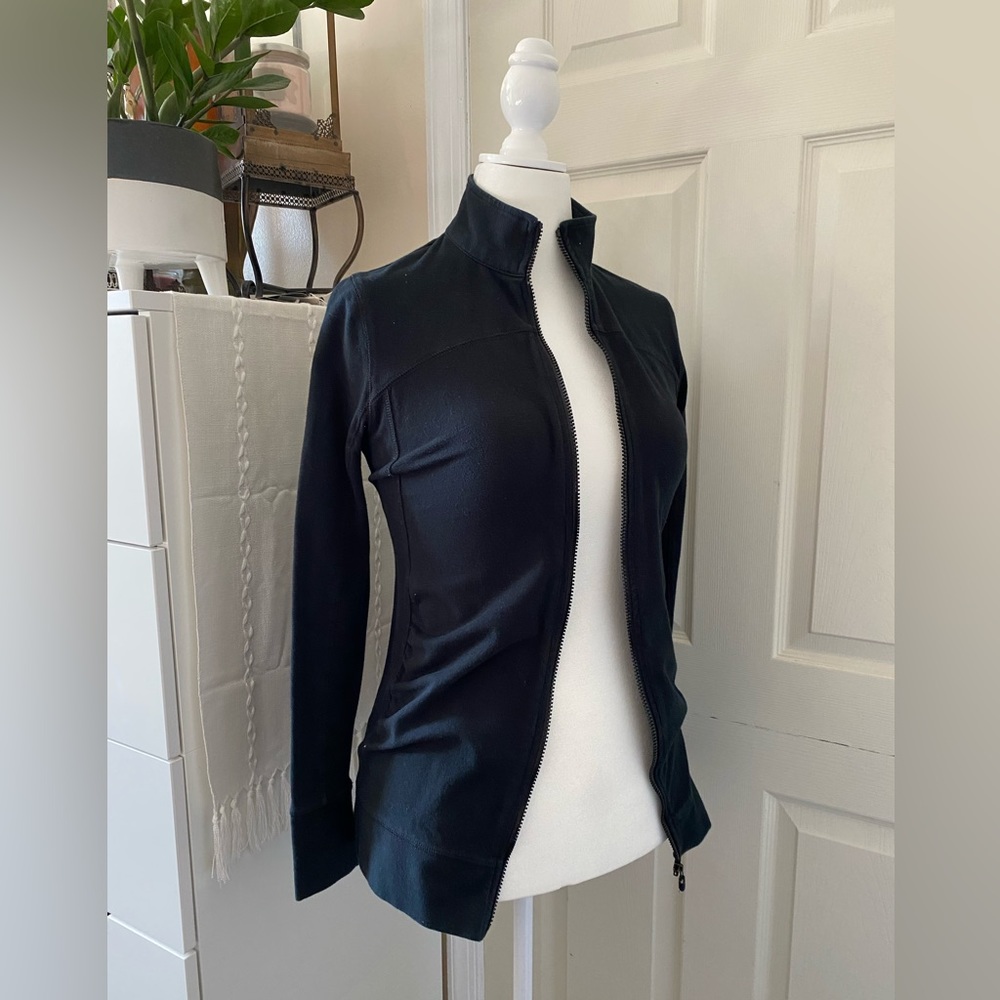 Liz Lange Maternity Running Zip Up Sweater